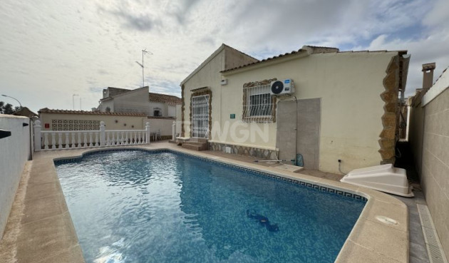 Reventa - Villa - Orihuela Costa - Costa Blanca