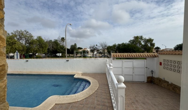 Reventa - Villa - Orihuela Costa - Costa Blanca