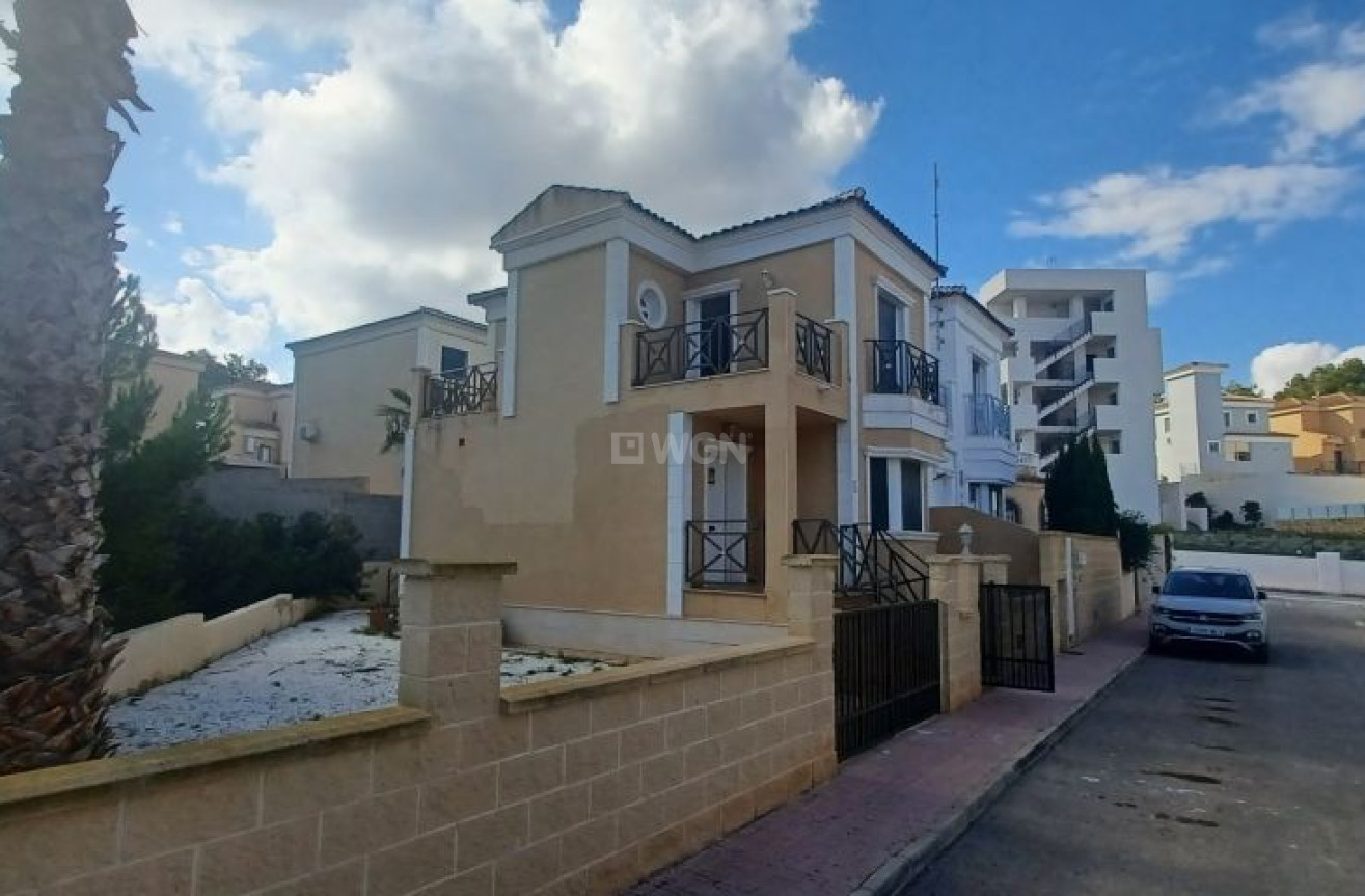 Odsprzedaż - Villa - Orihuela - Inland