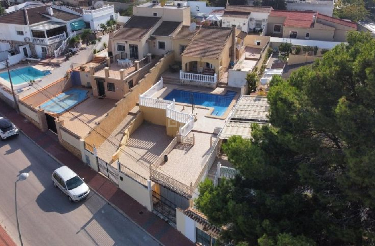 Reventa - Villa - Los Balcones - Costa Blanca