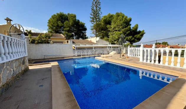 Reventa - Villa - Los Balcones - Costa Blanca