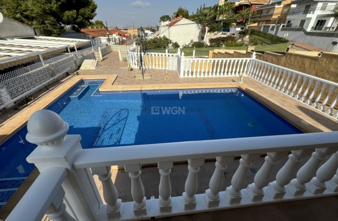 Reventa - Villa - Los Balcones - Costa Blanca