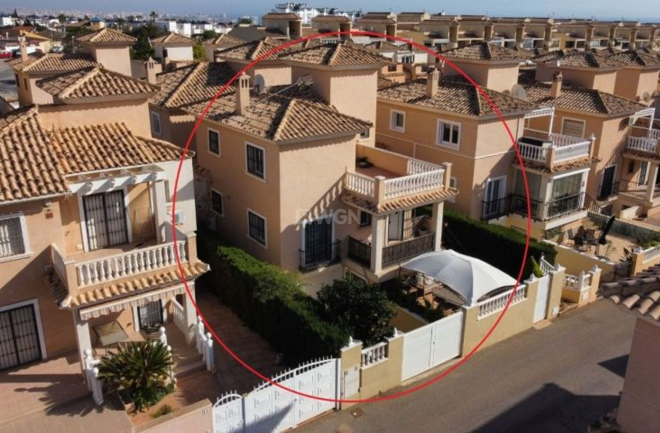 Reventa - Villa - Orihuela Costa - Costa Blanca