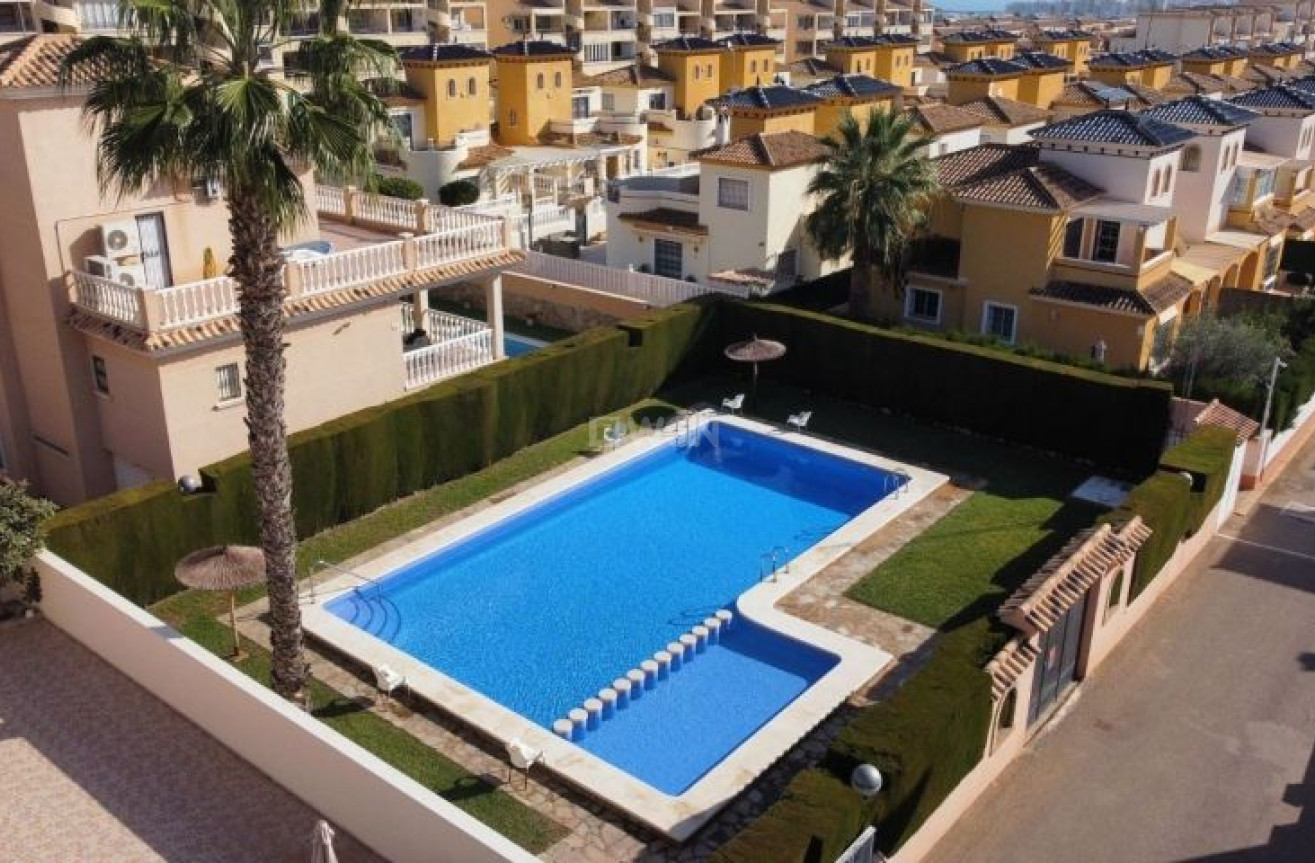 Reventa - Villa - Orihuela Costa - Costa Blanca