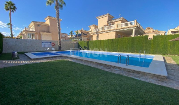 Reventa - Villa - Orihuela Costa - Costa Blanca