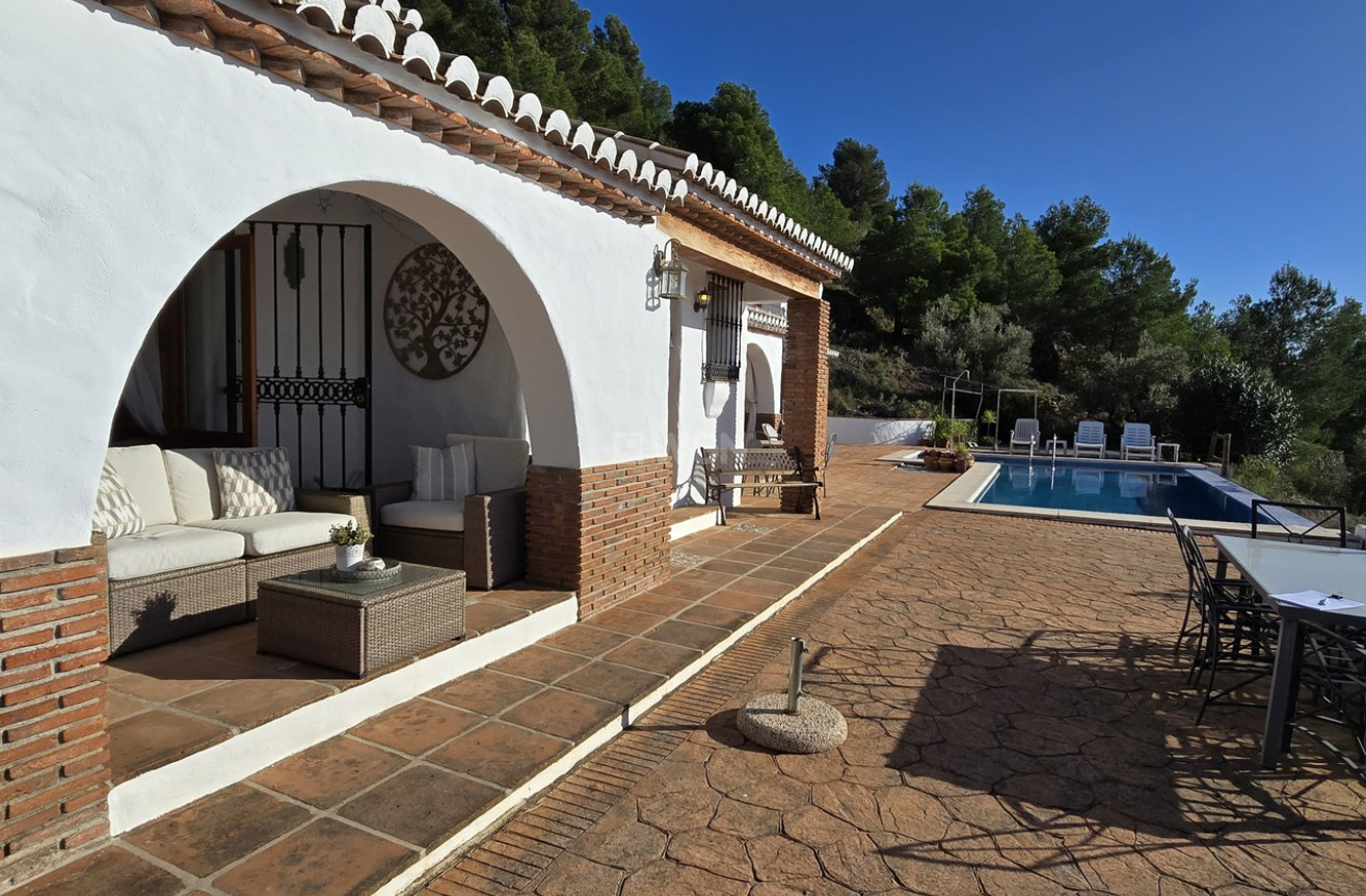 Reventa - Villa - Canillas de Aceituno - Inland