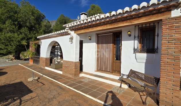 Reventa - Villa - Canillas de Aceituno - Inland