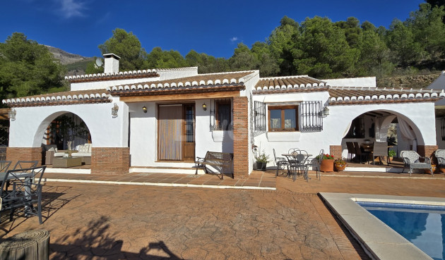 Reventa - Villa - Canillas de Aceituno - Inland