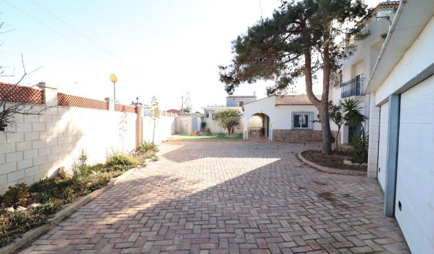 Reventa - Villa - Orihuela Costa - Costa Blanca