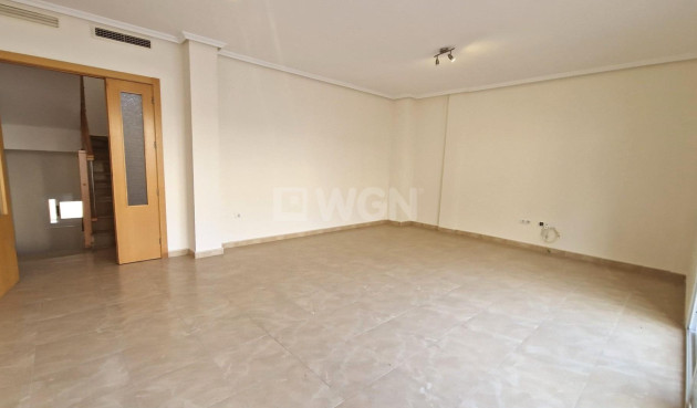 Reventa - Duplex - Los Montesinos - La Herrada