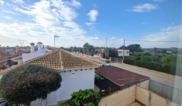 Reventa - Duplex - Los Montesinos - La Herrada