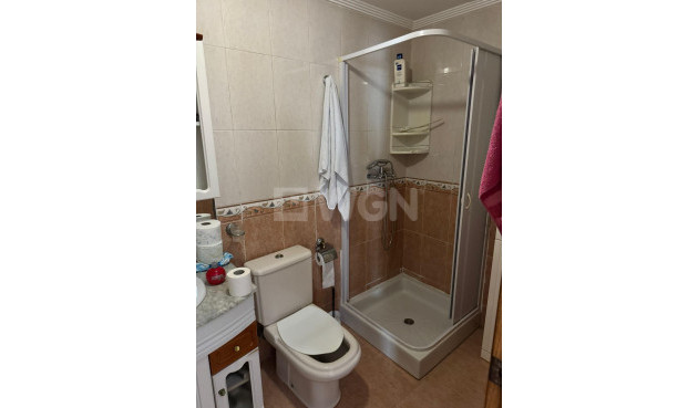 Reventa - Apartamento / piso - Torrevieja - Las Piscinas Naturales