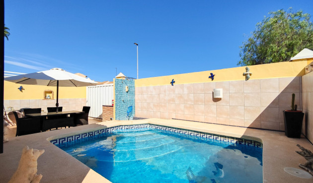 Odsprzedaż - Semi Detached - Torrevieja - Los Frutales