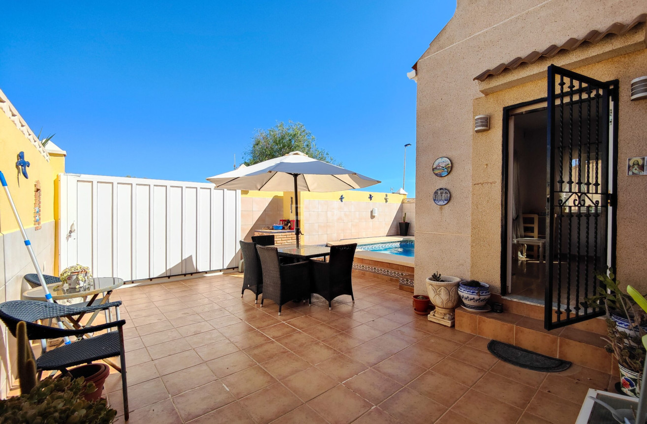 Odsprzedaż - Semi Detached - Torrevieja - Los Frutales