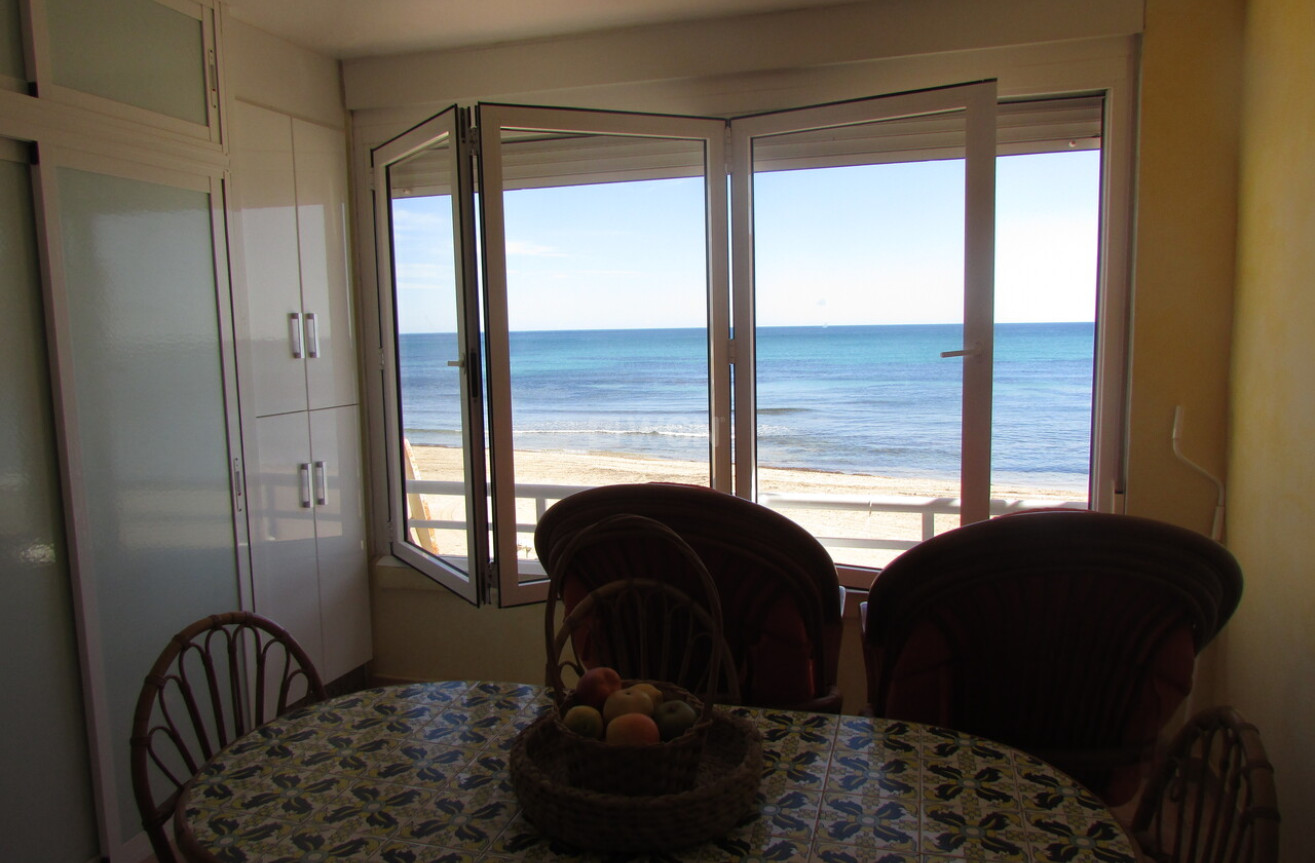 Resale - Apartment / flat - La Mata - Costa Blanca