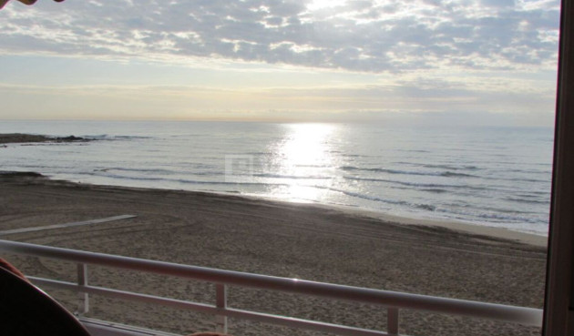 Resale - Apartment / flat - La Mata - Costa Blanca