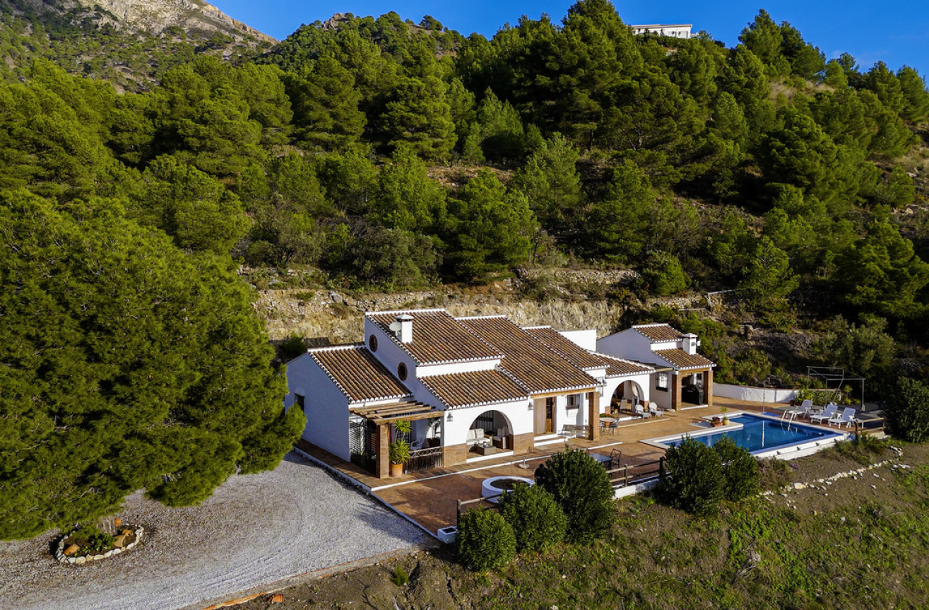 Reventa - Villa - Canillas de Aceituno - Inland