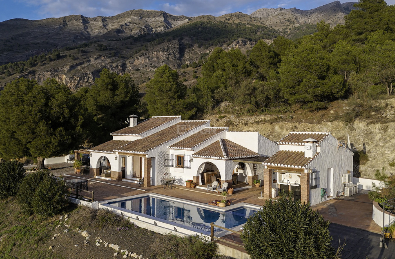 Reventa - Villa - Canillas de Aceituno - Inland