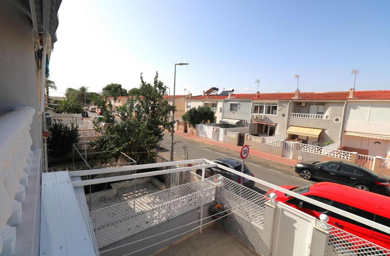 Odsprzedaż - Kamienica - Torrevieja - Playa De Los Naufragos