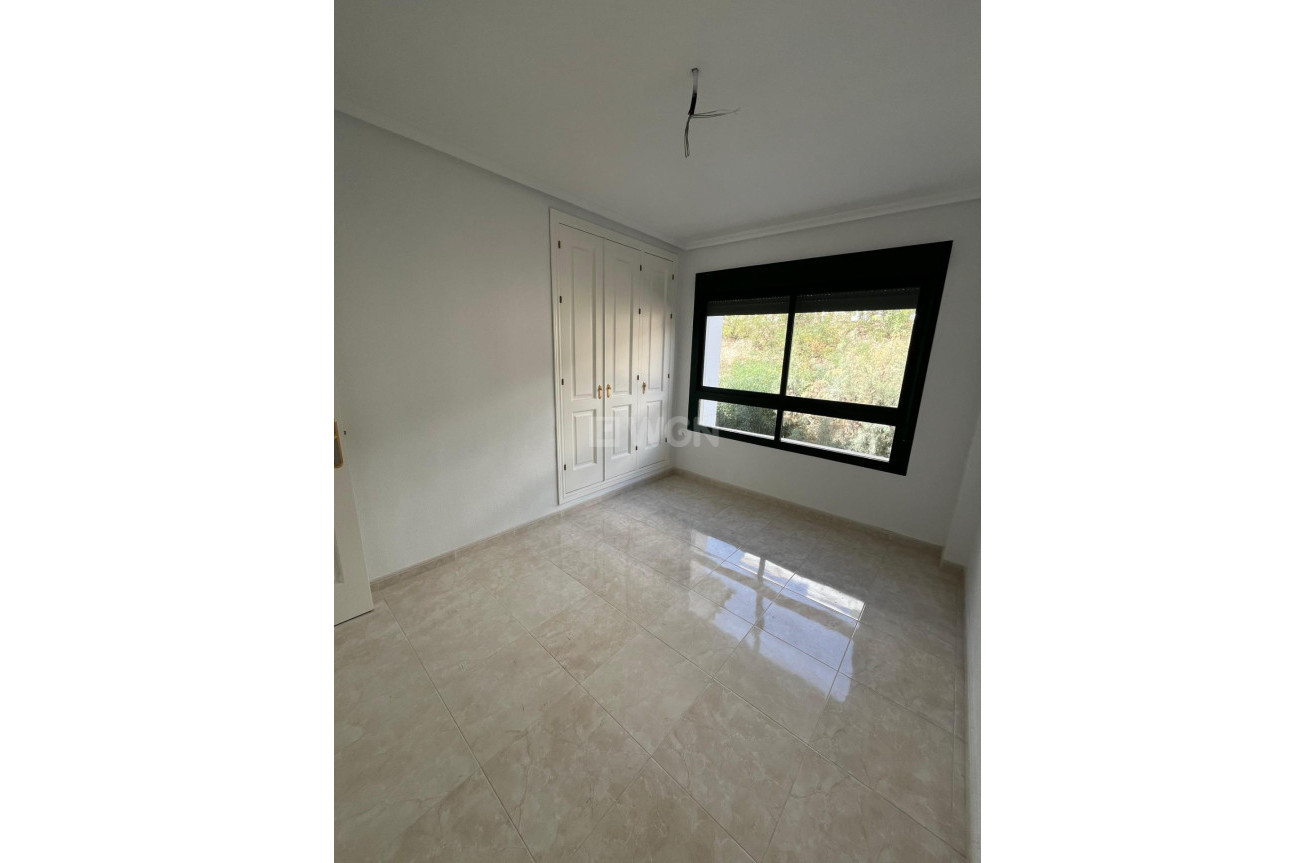 Obra nueva - Apartamento / piso - Orihuela Costa - Lomas De Campoamor-las Ramblas