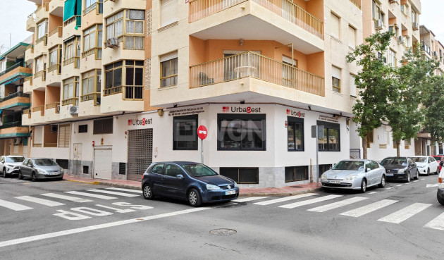 Reventa - Parking - Torrevieja - Costa Blanca