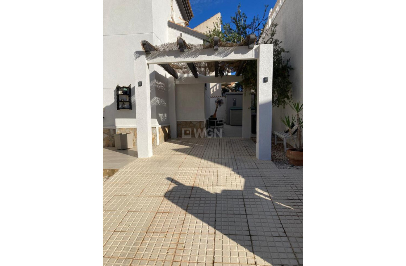 Odsprzedaż - Villa - Benijofar - Costa Blanca