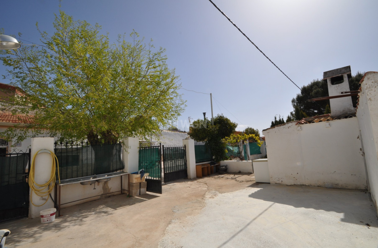 Resale - Villa - Pinoso - Inland