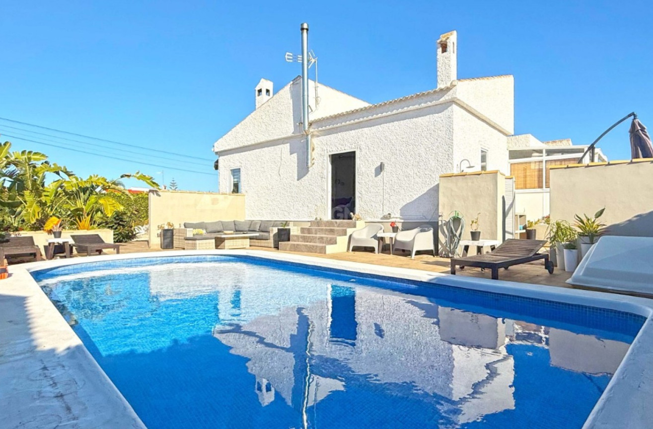 Reventa - Villa - Torrevieja - Costa Blanca