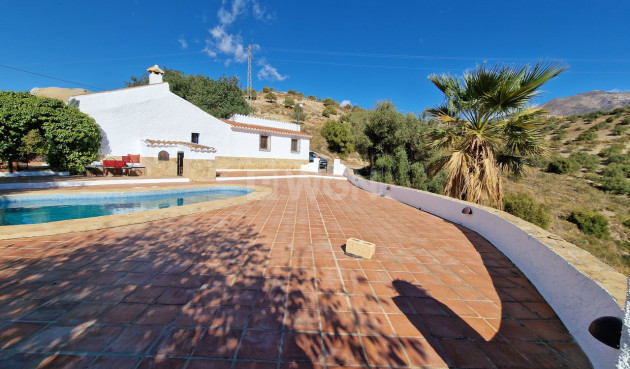 Reventa - Villa - Vinuela - Inland