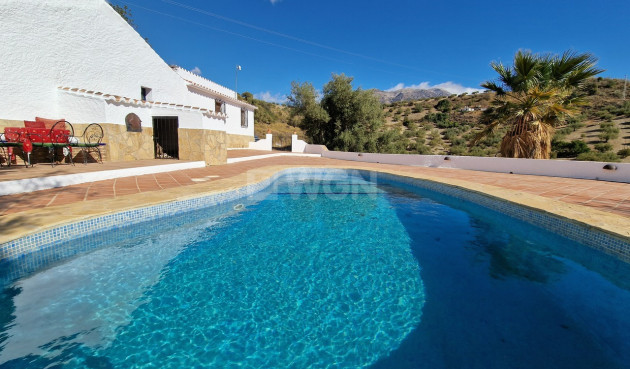 Reventa - Villa - Vinuela - Inland