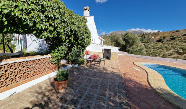 Reventa - Villa - Vinuela - Inland