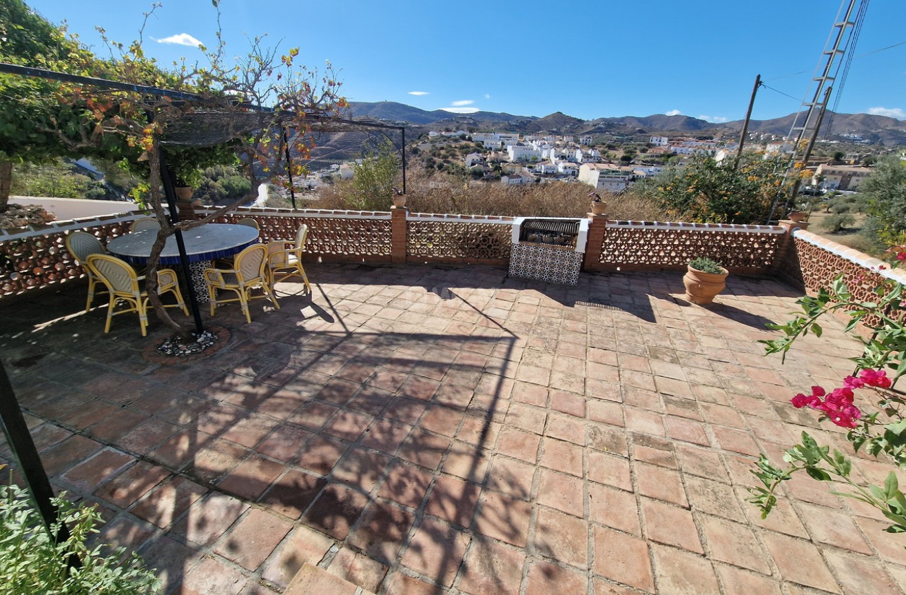 Reventa - Villa - Vinuela - Inland