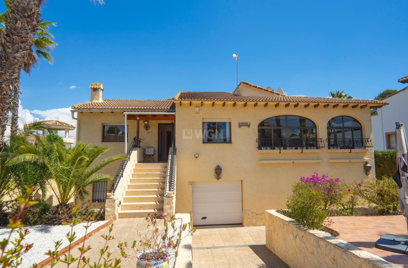 Odsprzedaż - Villa - Orihuela Costa - Costa Blanca