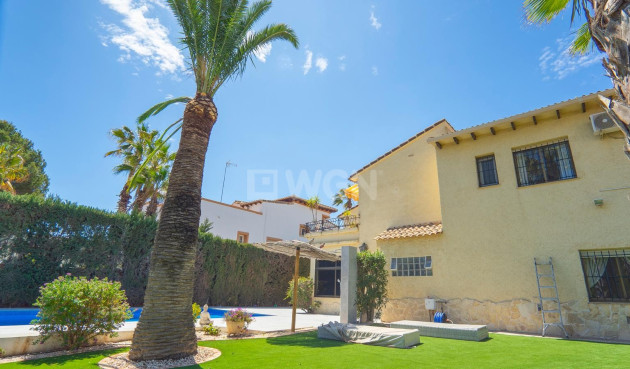 Odsprzedaż - Villa - Orihuela Costa - Costa Blanca