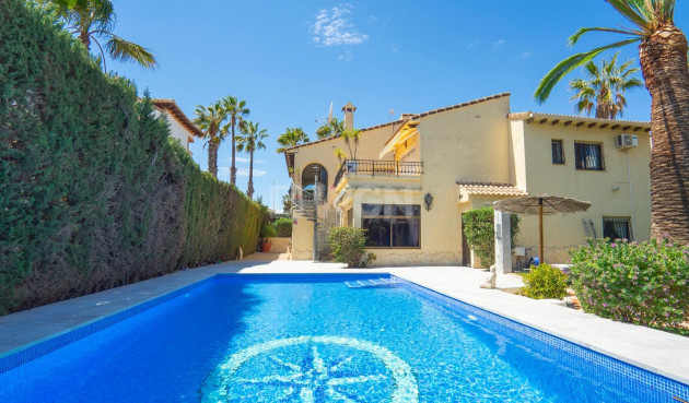 Odsprzedaż - Villa - Orihuela Costa - Costa Blanca