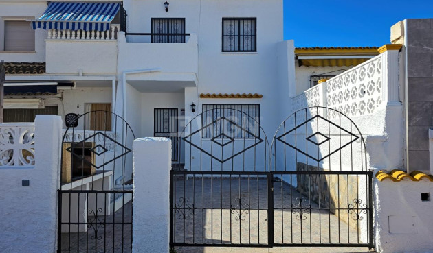 Resale - Bungalow - Orihuela - Inland