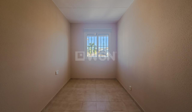 Resale - Bungalow - Orihuela - Inland