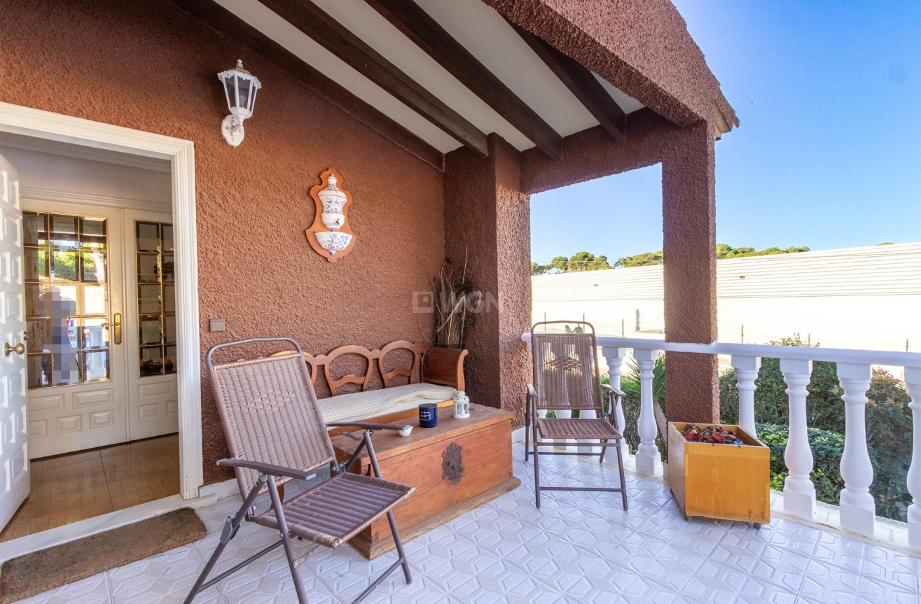 Resale - Villa - Torrevieja - Los Balcones