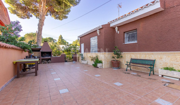 Resale - Villa - Torrevieja - Los Balcones