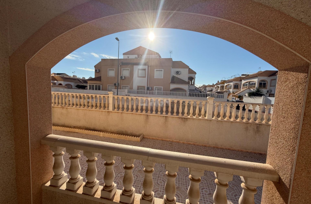 Resale - Townhouse - Torrevieja - La Siesta - El Salado - Torreta