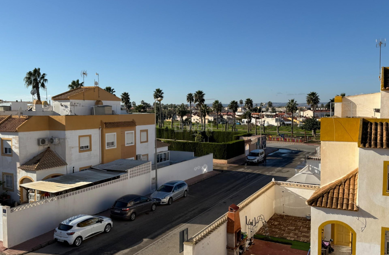 Resale - Townhouse - Torrevieja - La Siesta - El Salado - Torreta