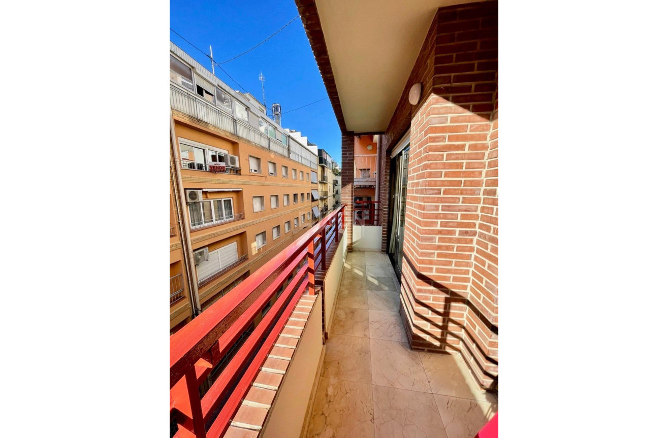 Reventa - Apartamento / piso - Benidorm - Centro