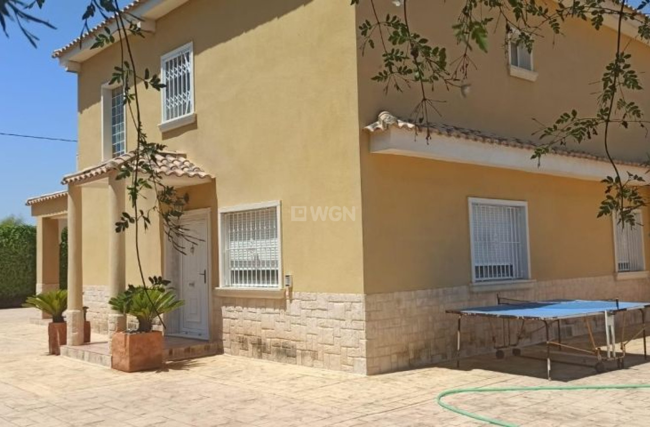 Odsprzedaż - Villa - Elche - Costa Blanca