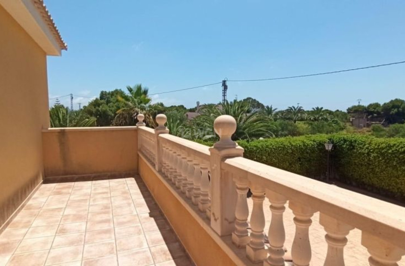 Odsprzedaż - Villa - Elche - Costa Blanca