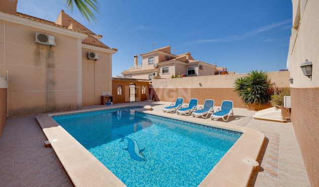 Odsprzedaż - Villa - Torrevieja - Costa Blanca