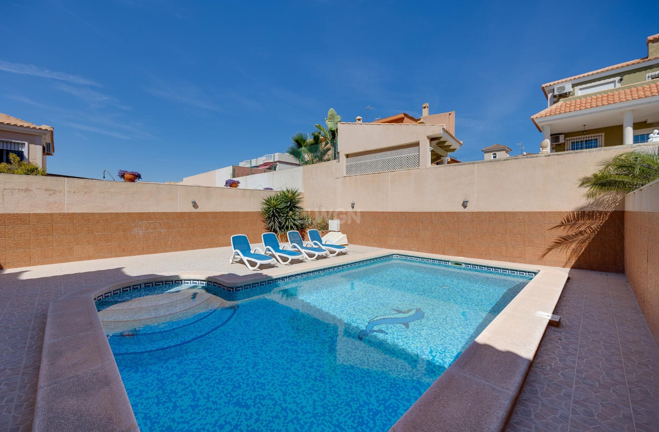 Odsprzedaż - Villa - Torrevieja - Costa Blanca