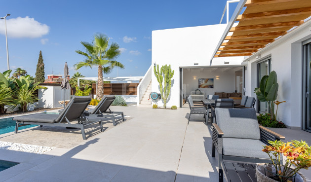 Reventa - Villa - Los Montesinos - Costa Blanca