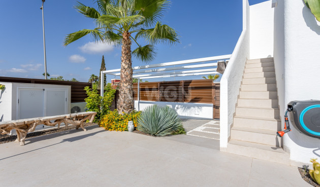 Reventa - Villa - Los Montesinos - Costa Blanca