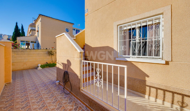 Resale - Villa - Torrevieja - Costa Blanca