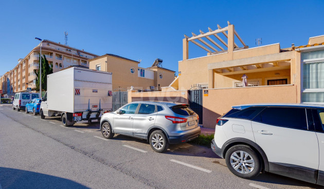 Resale - Villa - Torrevieja - Costa Blanca